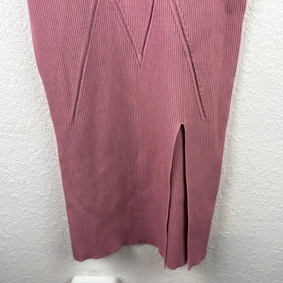 Alexis Emily Knit Dress in Rose Size Small - Picture 5 of 6
